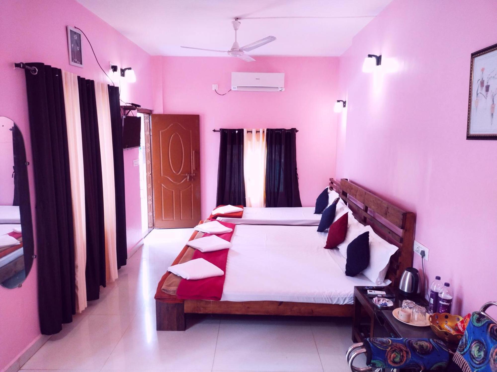 सहारा Samant Malvan